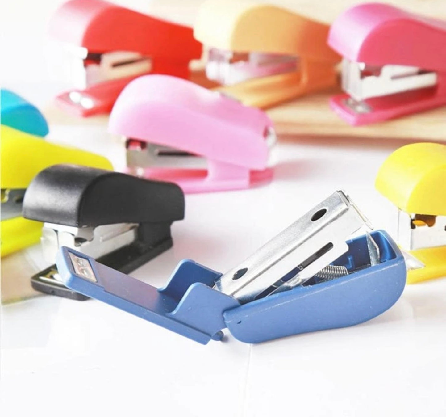 Micro Stapler 1pc