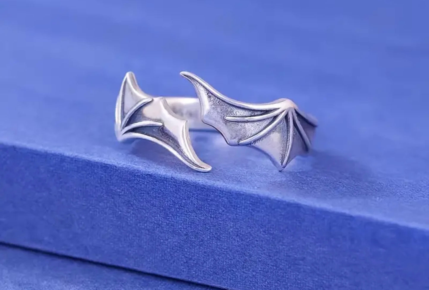Demon wing ring